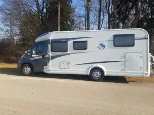 Caravans-Wohnm Knaus SKY TI 700 MEG