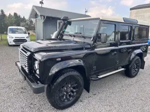 Land Rover Defender 110 SE Station Wagon 6 Gang
