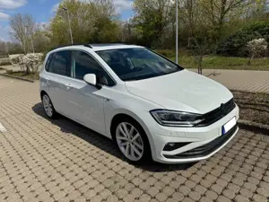 Volkswagen Golf Sportsvan Golf Sportsvan 2.0 TDI SCR DSG Highline AHK LED
