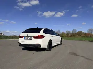 BMW 530 530d xDrive M-Paket / CarPlay Bild 5