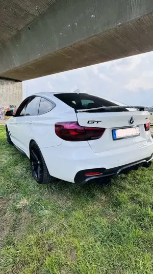 BMW 325 3er GT Diesel 325d GT Aut. M Sport Bild 5