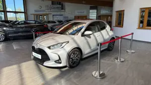 Toyota Yaris 1.5 APPLE CAR*Rü-KAMERA*TEMPOMAT