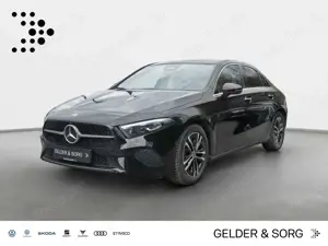 Mercedes-Benz A 250 Lim. 4Matic *Multibeam-LED*Navi*RFK*Pano*