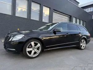 Mercedes-Benz E 350 T Avantgarde Xenon AHK Navi COMAND ACC