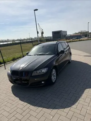 BMW 318 318i Touring Edition Sport