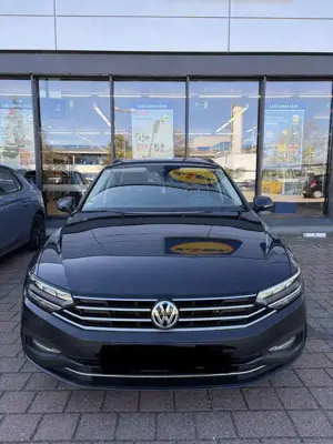 Volkswagen Passat Variant 1.6 TDI SCR DSG Comfortline