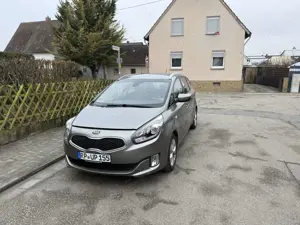 Kia Carens 1.7 CRDi Edition 7 AHK SHZ Vorne/hinten