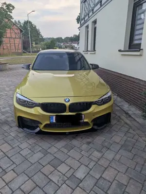 BMW M3 DKG Competition