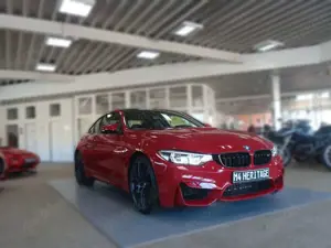 BMW M4 Coupe "M4 Edition ///M Heritage" 1/750