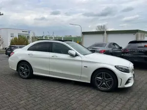 Mercedes-Benz C 300 de Limousine AMG Panorama LED Distronic Bild 3