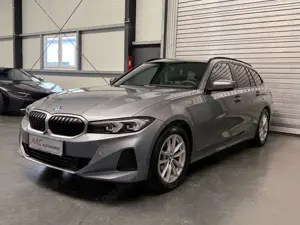 BMW 318 d Touring/Navi/Carplay/Cam/1.Hand Bild 3