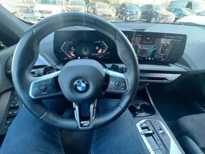 BMW 123 xD M-Sport/HeadUP/Steptr/360°"fahrfähig" Bild 2
