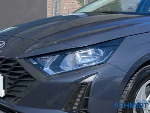 Hyundai i20 Select Navi Apple CarPlay Android Auto Musikstream Bild 5