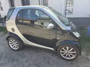 smart forTwo smart fortwo cabrio softtouch camouflage