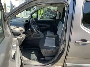 Citroen Berlingo BlueHDI 130 EAT8 Shine XL Bild 5