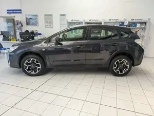 Subaru XV 2.0i Active Lineartronic mit Anhängerkupplung Bild 2