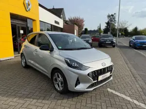 Hyundai i10 1.0 ConnectGo*KAMERA*SHZ*PDC*LENKRHEIZ*NAVI