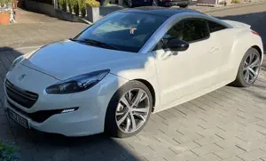 Peugeot RCZ