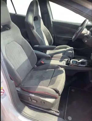 Volkswagen ID.4 GTX 220 kW 4Motion NAV MATRIX 8fach WÄRMEPUMPE Bild 5