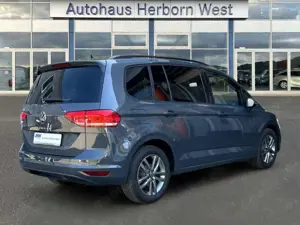 Volkswagen Touran 1.5 TSI DSG Comfortline LED 7-Sitzer Easy Open Bild 3