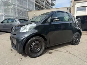 Toyota iQ