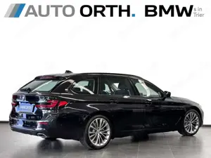 BMW 540 i xDrive Touring LEDER PANO ACC 360° AHK BW Bild 2