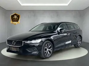 Volvo V60 B4 CORE*AHK*STANDHEIZUNG*LED*NAVI*1.HAND*