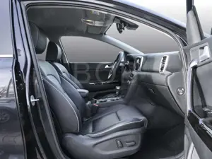 Kia Sportage 1.6 T-GDI Black Edition LEDER NAVI JBL Bild 4