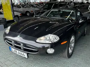 Jaguar XK8