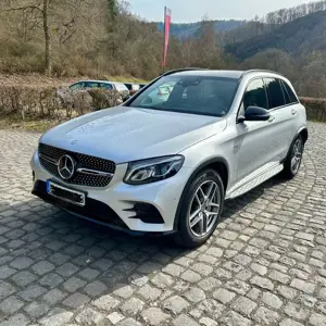 Mercedes-Benz GLC 43 AMG Jetzt zum attraktiven Preis! Erstklassiger Zustand zum super fairen Marktwe Bild 2