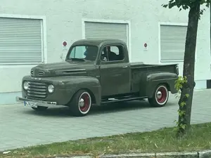 Ford F 1 SUV/Geländewagen/Pickup Bild 2