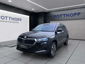 Skoda Karoq 1.5 TSI DSG TOUR PANO AHK NAVI MATRIX