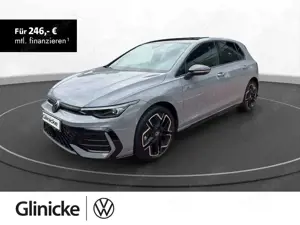 Volkswagen Golf VIII R-Line 1,5 eTSI DSG | IQ. | Standheiz.