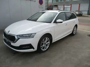 Skoda Octavia Combi Ambition iV