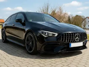 Mercedes-Benz CLA 45 AMG AMG CLA 45 4Matic  Shooting B AMG Speedsh 8G-DCT