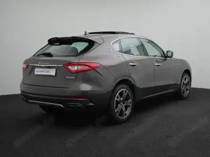 Maserati Levante AWD,PANO,LUFT,MEMO,HK,NAVI,AHK,BIXENON Bild 5
