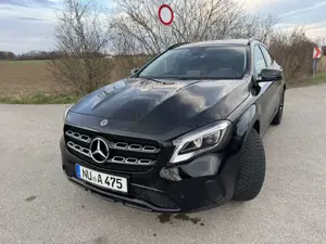 Mercedes-Benz GLA 180 GLA 180 (156.942)