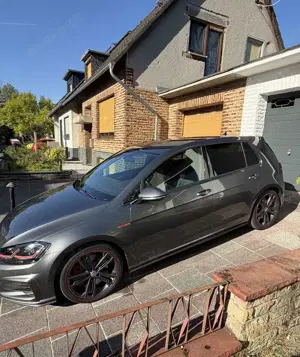 Volkswagen Golf GTI 2.0 TSI OPF DSG Performance
