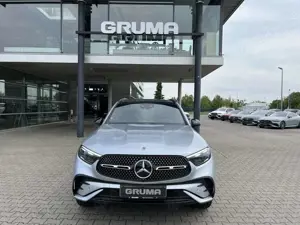 Mercedes-Benz GLC 300 GLC 300 de 4M AMG+Night+AHK+Pano+DigiLight+Distr Bild 2