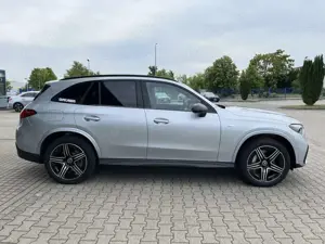 Mercedes-Benz GLC 300 GLC 300 de 4M AMG+Night+AHK+Pano+DigiLight+Distr Bild 4