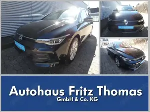 Volkswagen Golf VIII Variant 2.0 TDI Life LED Navi AHK HuD SHZ PDC