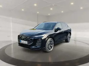 Audi Q3 SUV quattro TFSI AHK PANO