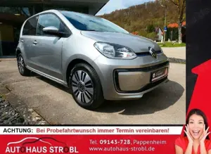 Volkswagen e-up! Style Plus    CCS / SHZG / DAB / NAVI