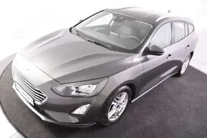 Ford Focus Cool  Connect Turnier *1.Hand*AHK*Navi* Bild 4