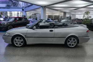 Saab 9-3 2.0 Turbo Ecopower Aero Cabriolet Bild 3