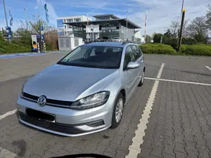 Volkswagen Golf Variant 1.6 TDI SCR DSG Trendline
