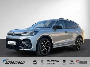 Volkswagen Tiguan 2.0 TDI DSG R-LINE AHK+NAVI.+ACC+HEAD-UP+