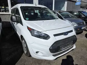 Ford Grand Tourneo 7 Sitzer Trend Sitzheizung Klima Bild 4
