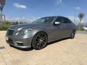 Mercedes-Benz E 63 AMG Speedshift MCT