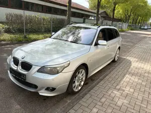 BMW 530 i xDrive Touring M PAKET Automatik